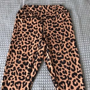 Balance Athletica Ascend leggings King Cheetah
